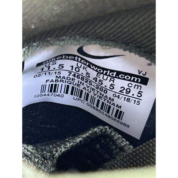 Nike Roshe NM Flyknit Premium Rough Green Athletic Shoes Mens Size 11.5 - Picture 7 of 8